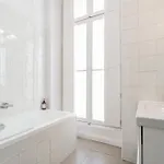 Aux Portes Du Jardin Public *